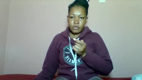 sexyapple2002 online show from 09.28.25