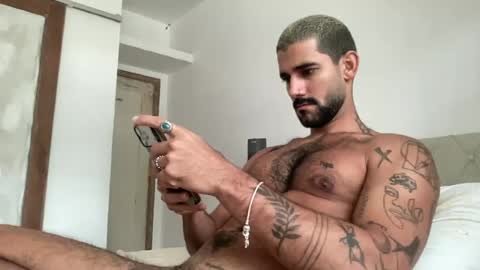 Snapshot of sexyasaf1018 chatting on 06.26.26 Asaf online show from 06.26.26