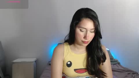 Snapshot of sexyasstime_1718 chatting on 05.20.26 Alice online show from 05.20.26