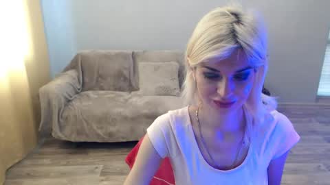 Snapshot of sexybeatriice chatting on 06.25.26 sexybeatriice online show from 06.25.26