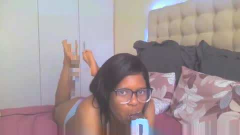 Snapshot of sexyboobs16 chatting on 11.01.25 sexyboobs16 online show from 11.01.25