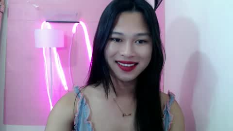 Snapshot of sexycale23 chatting on 01.14.25 hunting CALEfornian online show from 01.14.25