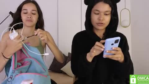 chanell and yina online show from 10.30.25