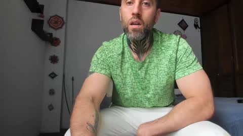 Antonioylola online show from 01.04.25