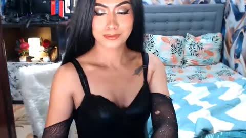 Snapshot of sexydominantmargaux chatting on 01.31.26 Goddess Dominant Margaux online show from 01.31.26