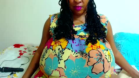 Snapshot of sexyebonylove89 chatting on 01.08.25 sexyebonylove89 online show from 01.08.25