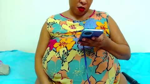 Snapshot of sexyebonylove89 chatting on 01.29.25 sexyebonylove89 online show from 01.29.25