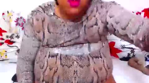 Snapshot of sexyebonylove89 chatting on 09.28.25 sexyebonylove89 online show from 09.28.25