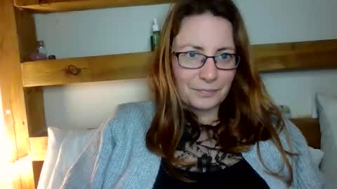 Snapshot of sexyemilyoliver chatting on 02.26.26 Emily online show from 02.26.26