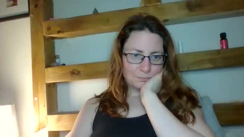 Snapshot of sexyemilyoliver chatting on 03.17.26 Emily online show from 03.17.26