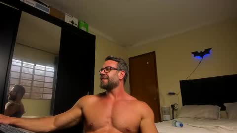 chris online show from 11.28.25