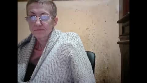 Snapshot of sexygeny4652 chatting on 11.19.25 sexygeny4652 online show from 11.19.25