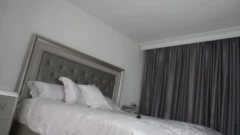 Snapshot of sexygirlforyouuu chatting on 12.29.24 Vanessa  online show from 12.29.24