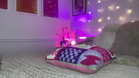 Snapshot of sexygoodvibebabe69 chatting on 04.23.26 Ashley Love online show from 04.23.26