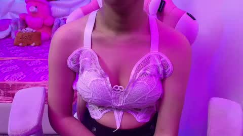 Snapshot of sexyislive chatting on 03.01.25 sexyislive online show from 03.01.25