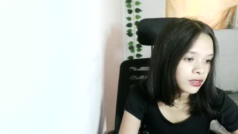 Snapshot of sexyladymich19 chatting on 06.14.26 sexyladymich19 online show from 06.14.26