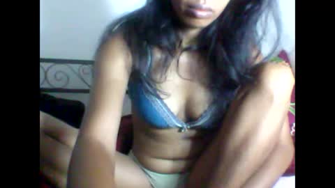 sexylarra12 online show from 12.29.24