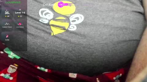 Snapshot of sexymale7136 chatting on 02.15.25 Sexymale7136 online show from 02.15.25