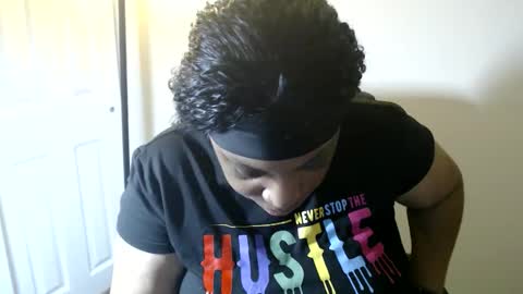 SexyMona online show from 04.21.26