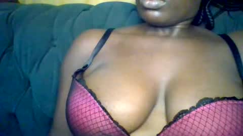 Snapshot of sexynatasha46 chatting on 12.13.24 natasha online show from 12.13.24