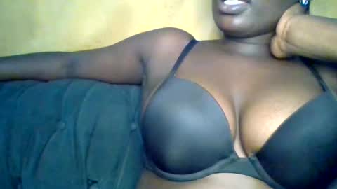 Snapshot of sexynatasha46 chatting on 01.12.25 natasha online show from 01.12.25