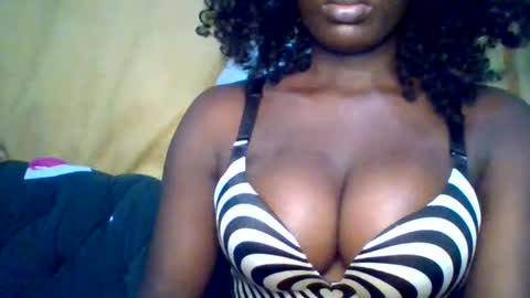 Snapshot of sexynatasha46 chatting on 01.22.25 natasha online show from 01.22.25