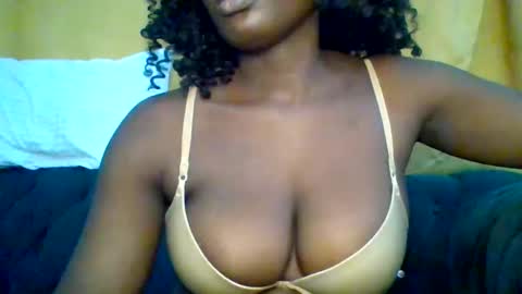 Snapshot of sexynatasha46 chatting on 02.02.25 natasha online show from 02.02.25