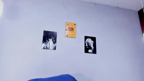 sexynova 93 online show from 04.21.26