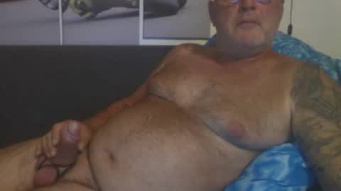 Snapshot of sexypaa chatting on 05.15.26 sexypaa online show from 05.15.26