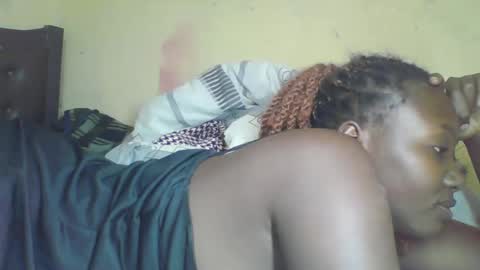 Snapshot of sexypamm chatting on 12.02.25 sexypamm online show from 12.02.25