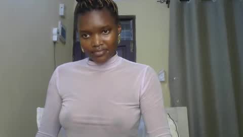 Lee online show from 02.12.25