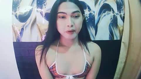 sexypetiteraine online show from 04.28.26