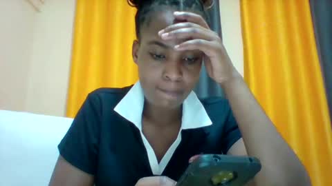 DOVY ACHIENG online show from 03.07.25