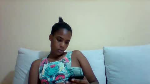 DOVY ACHIENG online show from 03.08.25