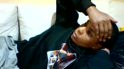 DOVY ACHIENG online show from 09.30.25