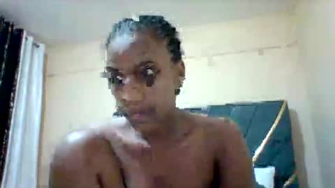 DOVY ACHIENG online show from 01.08.26