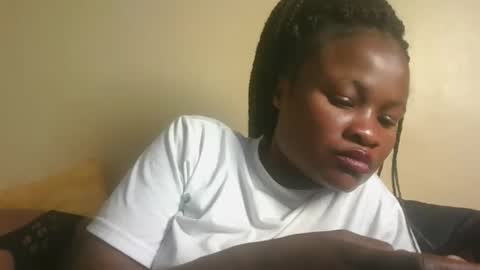 queenivy online show from 09.25.25