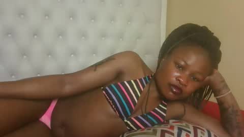 queenivy online show from 10.07.25