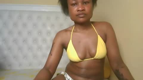 queenivy online show from 11.01.25