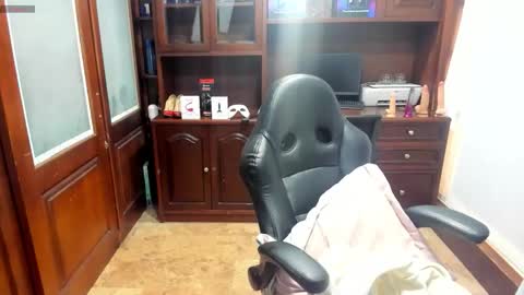 R A C H E L online show from 11.02.25