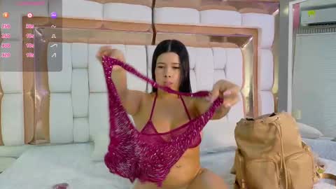 Kendall online show from 09.17.25