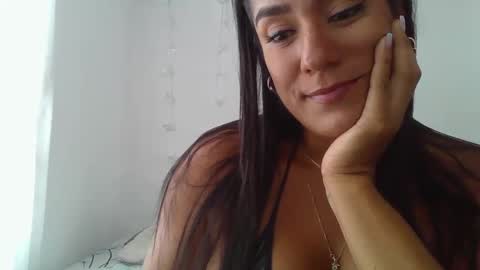Snapshot of sexyskin8_xxx chatting on 01.31.25 sexyskin8_xxx online show from 01.31.25