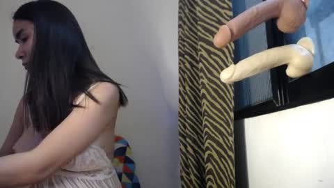 Snapshot of sexysweetyangel chatting on 02.13.25 SEXYSWEETYANGEL online show from 02.13.25