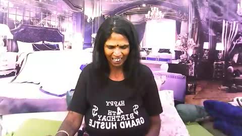 sexyva4u2luv online show from 11.04.25