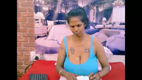 sexyva4u2luv online show from 03.31.26