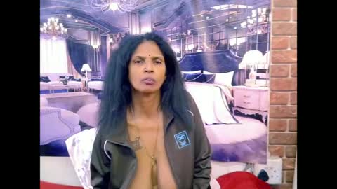 Snapshot of sexyva4u2luv chatting on 06.20.26 sexyva4u2luv online show from 06.20.26