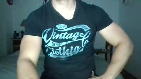 sexyyphilip online show from 12.19.25