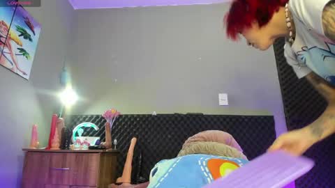 Snapshot of shadia_squirt chatting on 05.08.26 shadia online show from 05.08.26