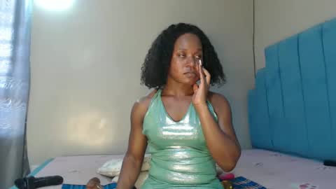 Snapshot of shadow_sweets chatting on 03.06.25 Shadow online show from 03.06.25