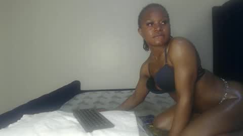 Snapshot of shadow_sweets chatting on 11.20.25 Shadow online show from 11.20.25